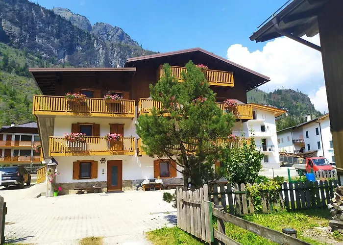 Apartament Marmolada *