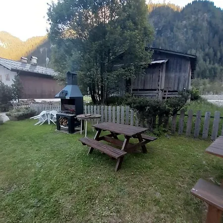 Apartment Marmolada *