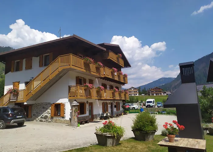 Marmolada Apartman Rocca Pietore